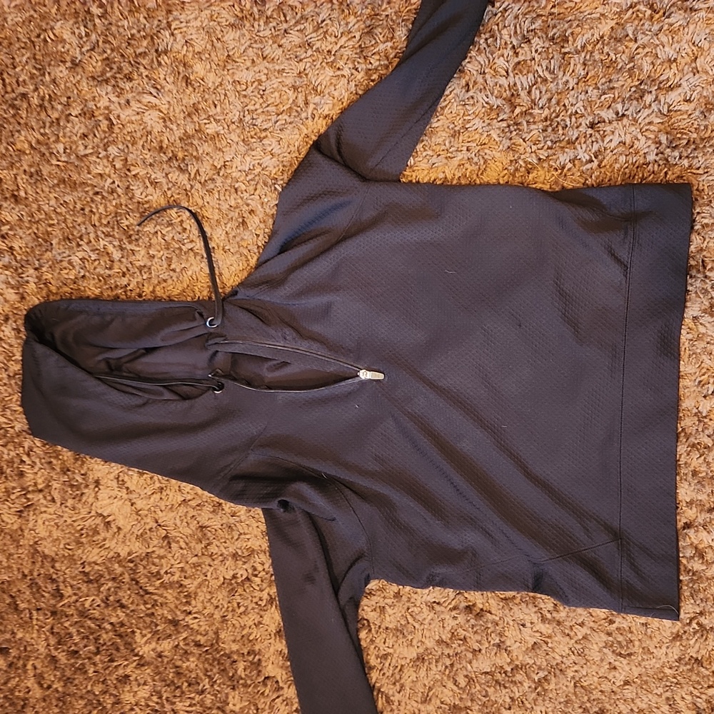 Xersion black hooded long sleeve